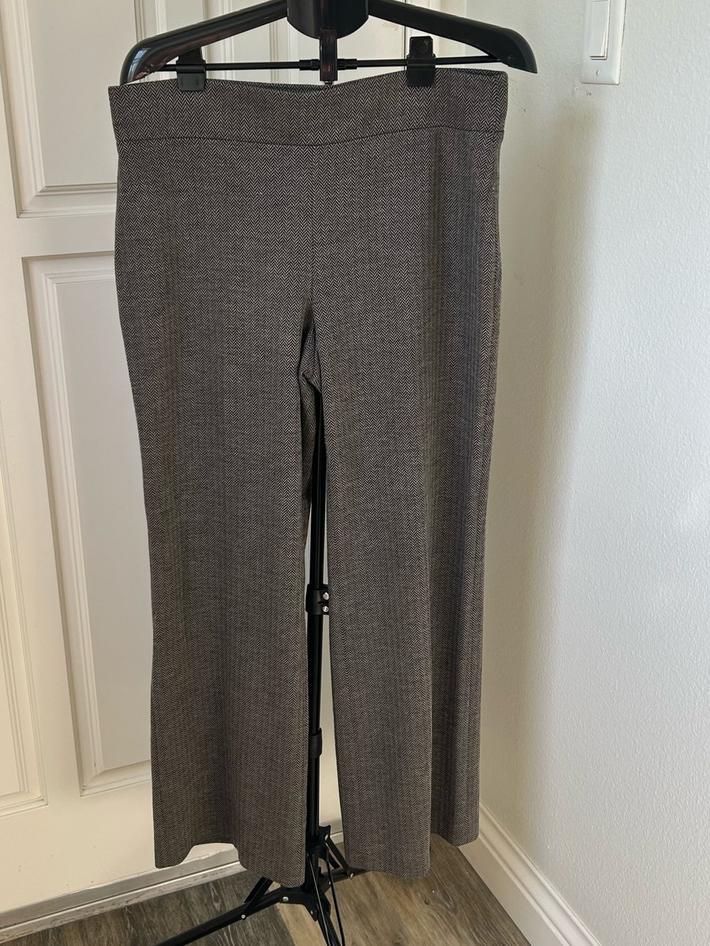 Anne Klein Herringbone Pull-On Straight Leg Pants Size Large